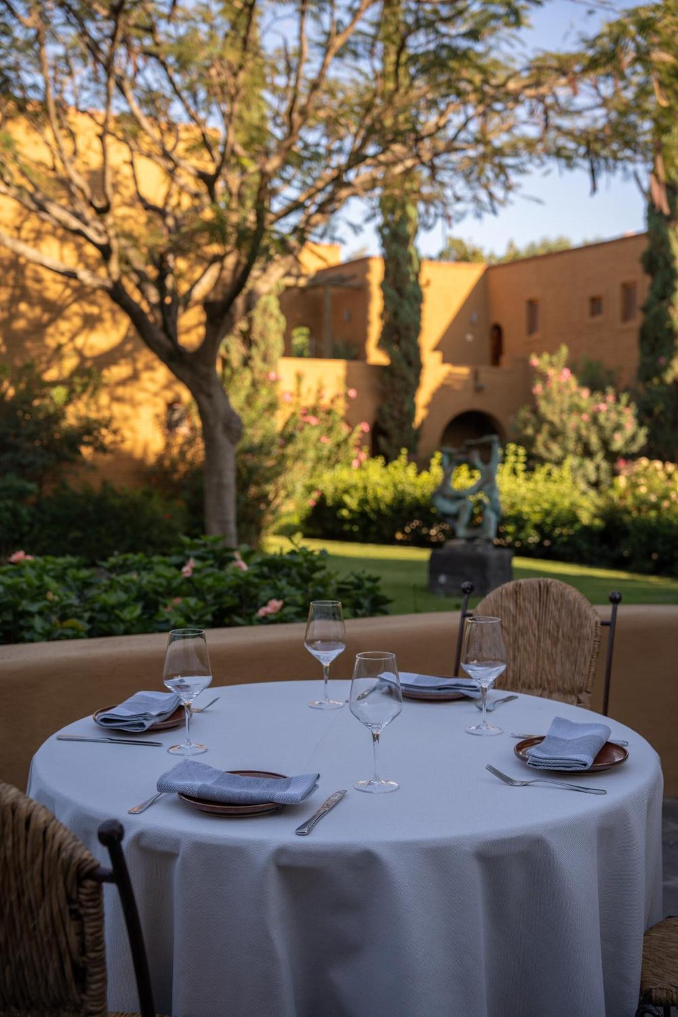 Mision Del Sol & Adults Only Hotel 5*