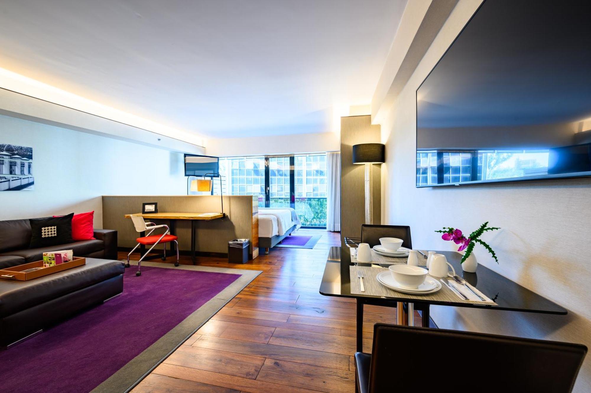 Campos Eliseos 5*
