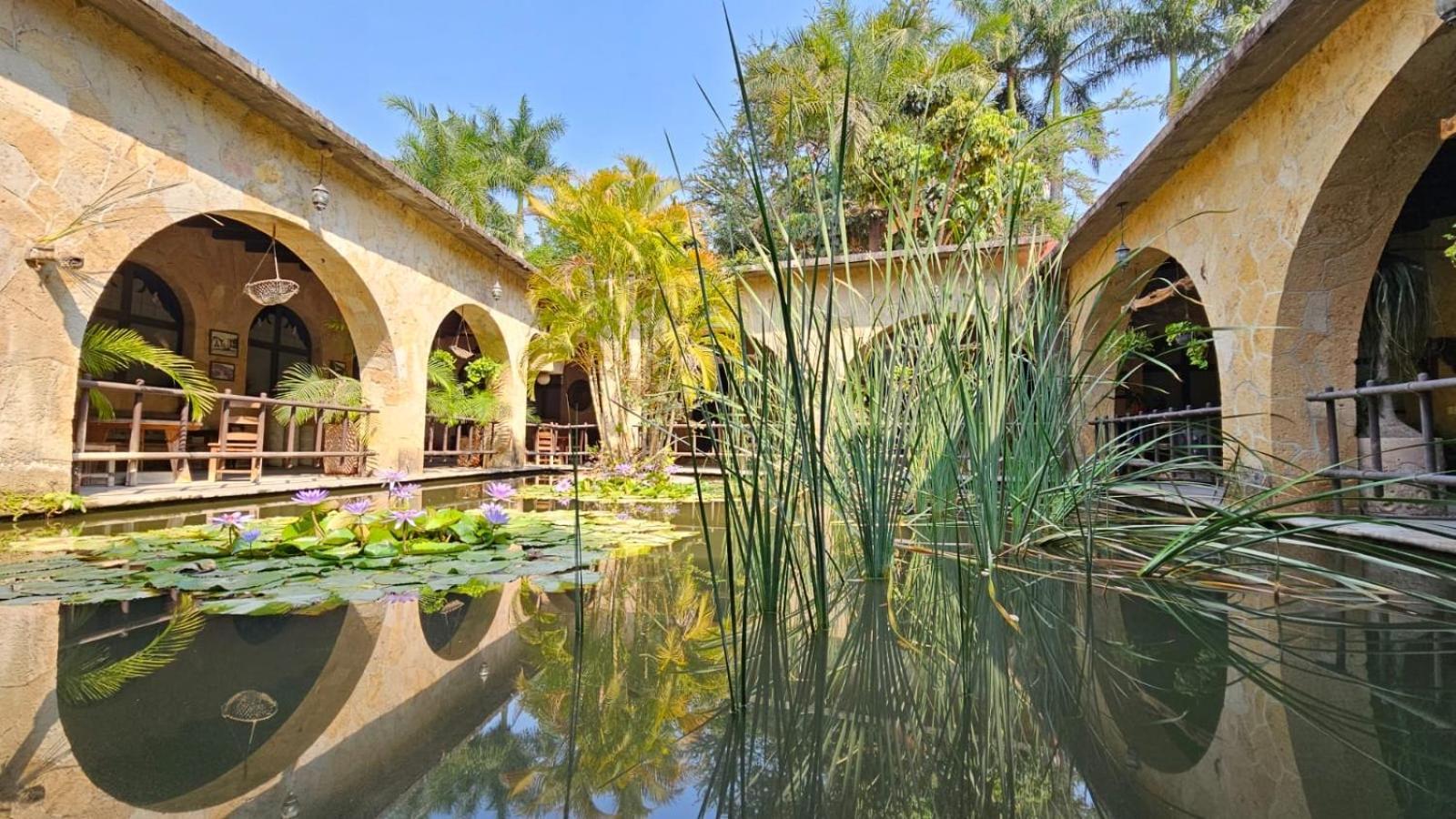 Hotel Rancho Agua Salada