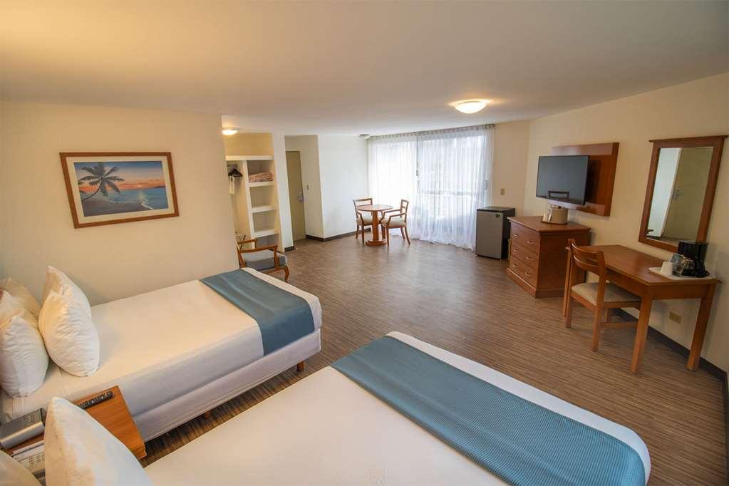 Hotel Araiza Palmira Y Centro De Convenciones La Paz