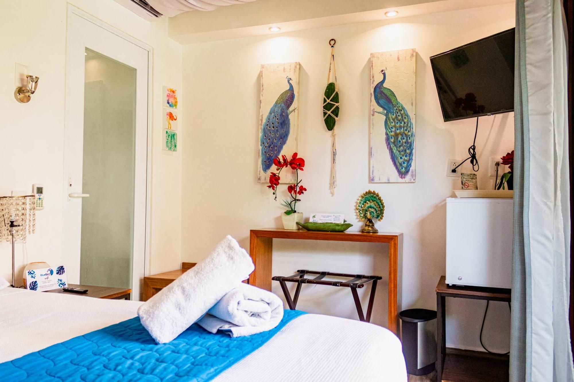 Blue Bird Hotel 3*