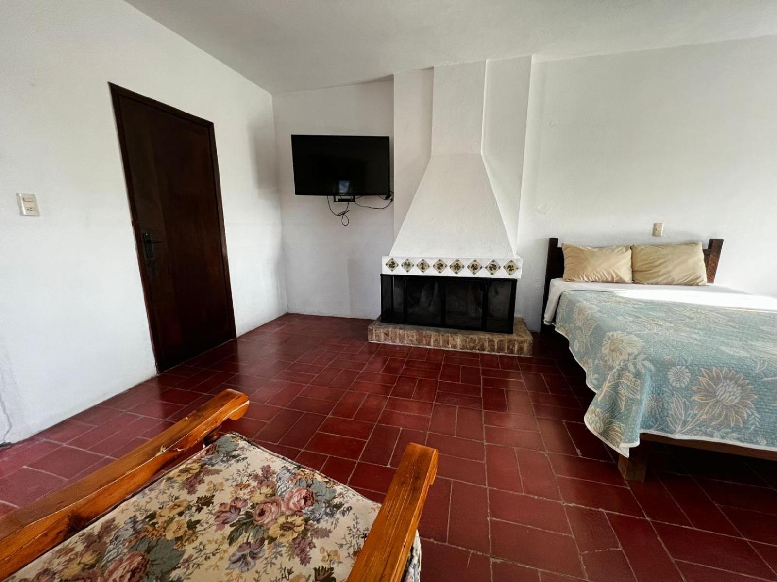 Hotel De Monjas 3*