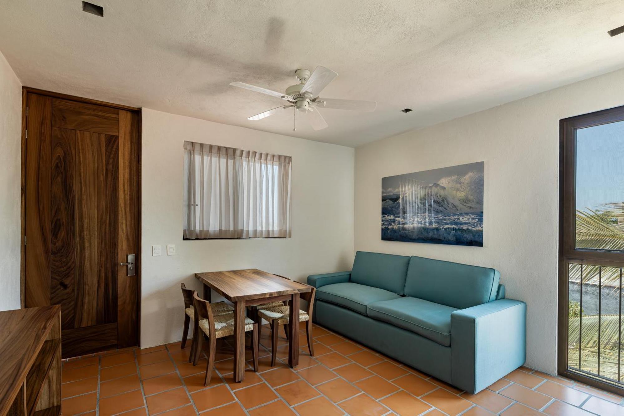 Aurelia Hotel