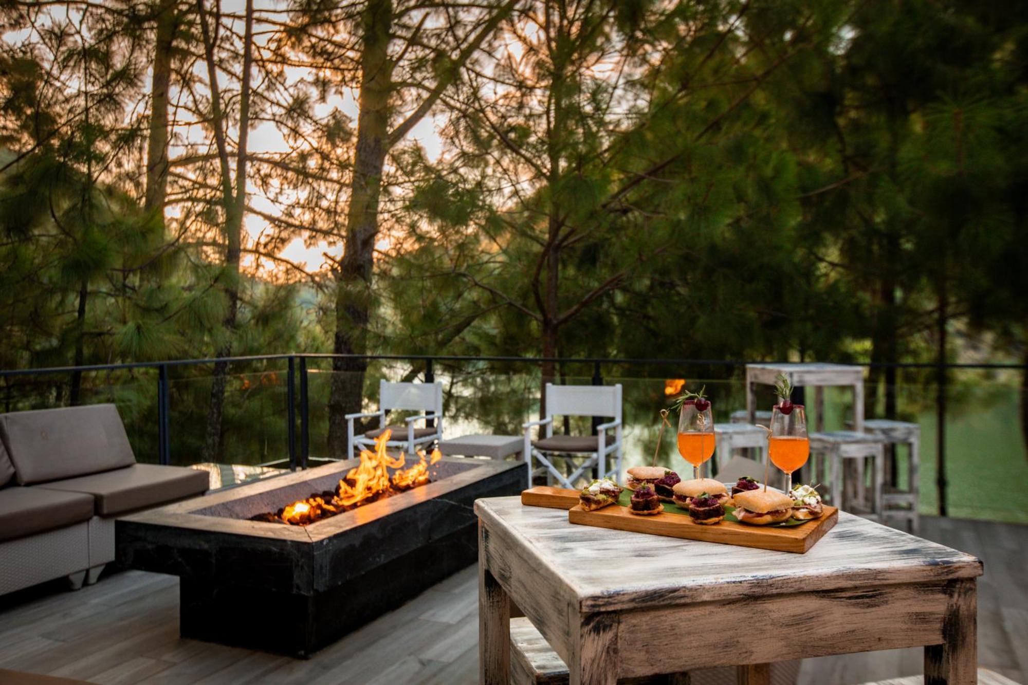 Sierra Hotel La Laguna