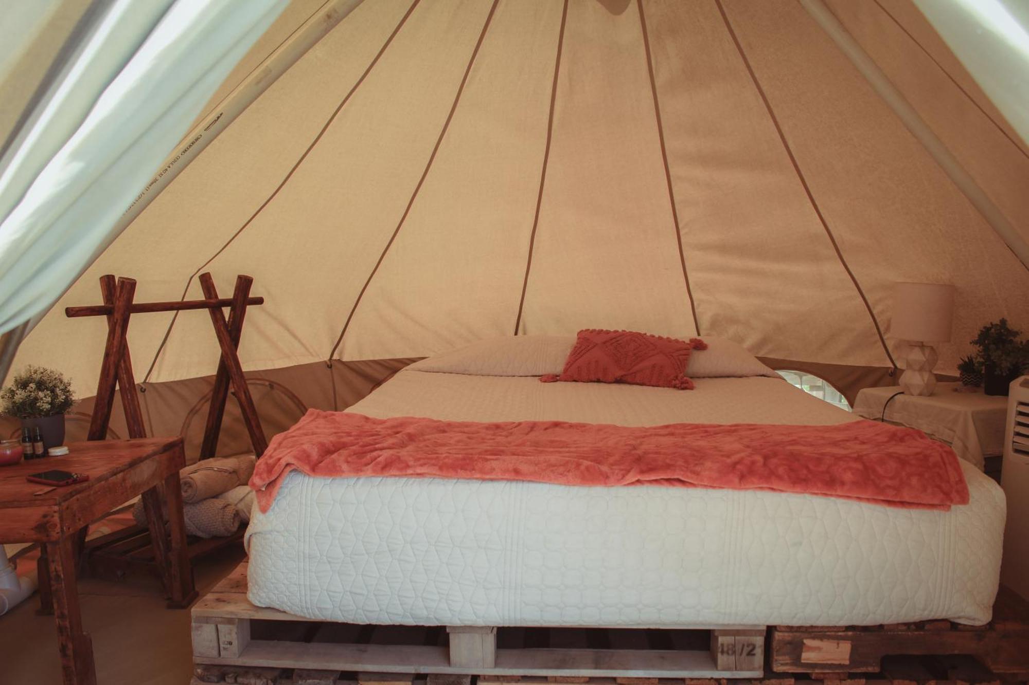 Campsite Rustico Lounge-tipi With Ac In Front Of The *
