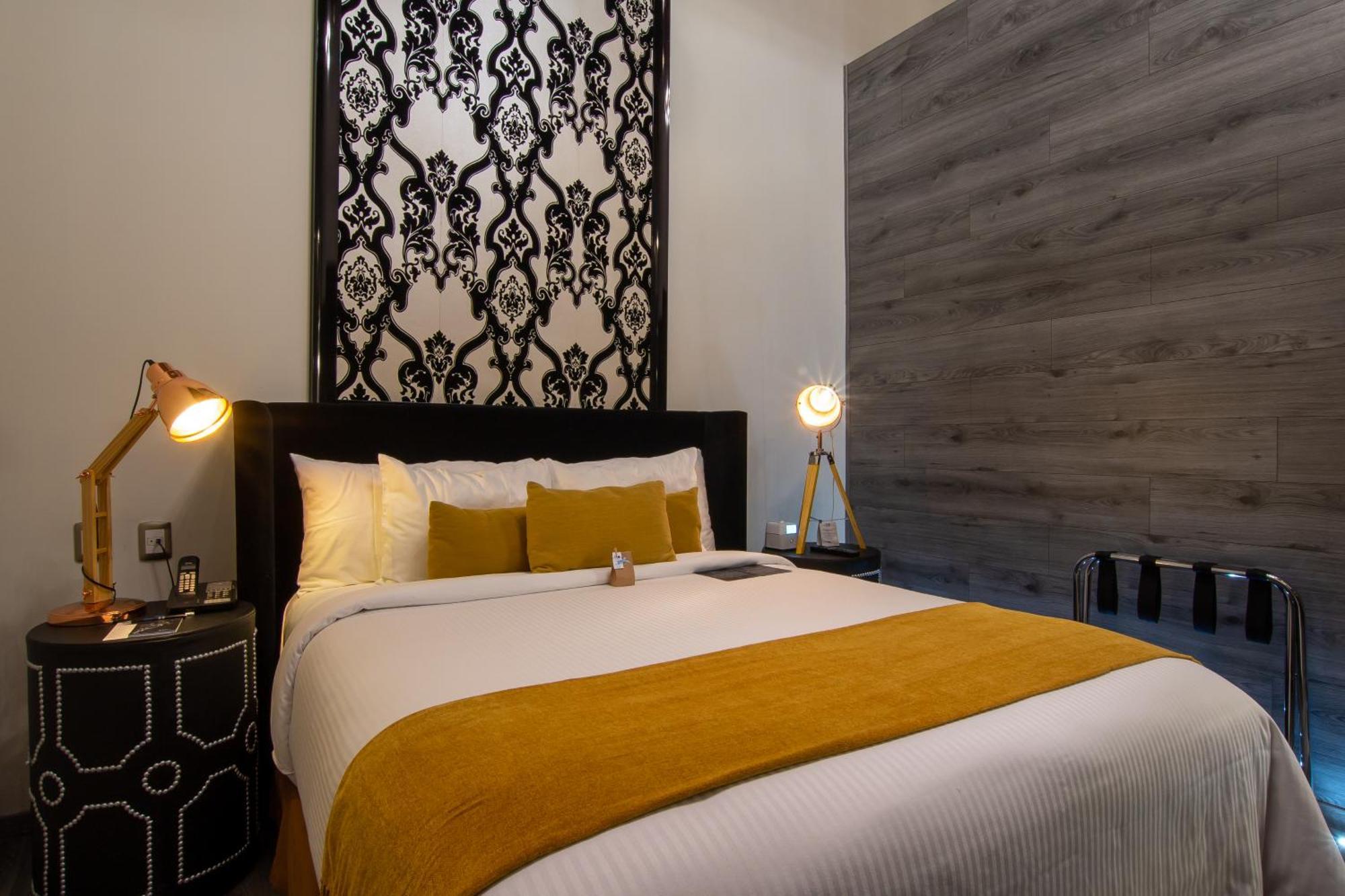 1850 Boutique Hotel