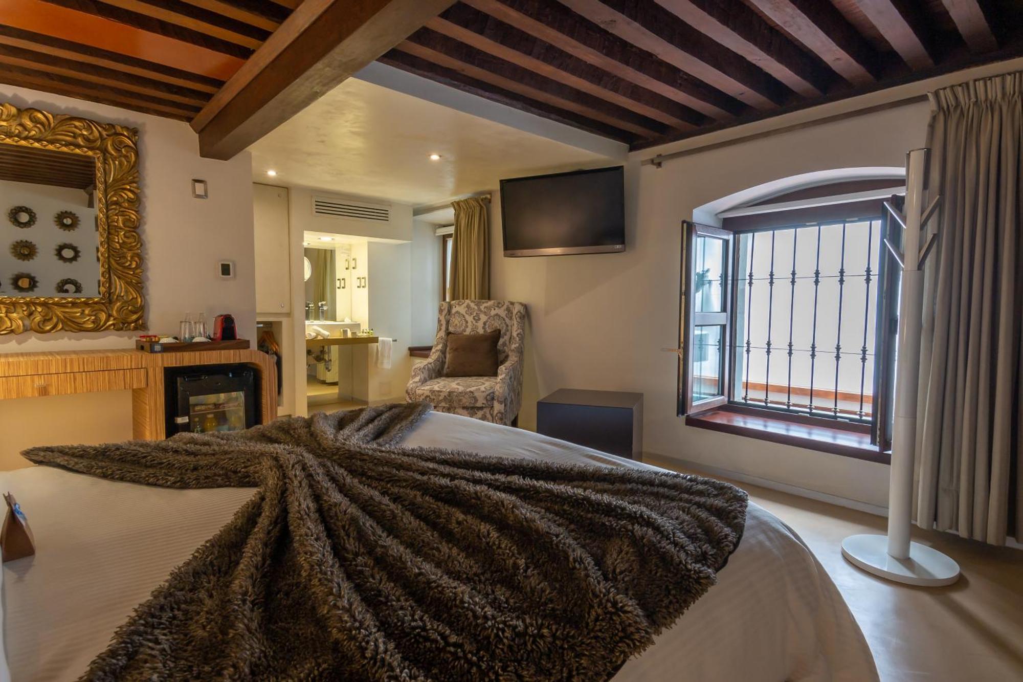 1850 Boutique Hotel
