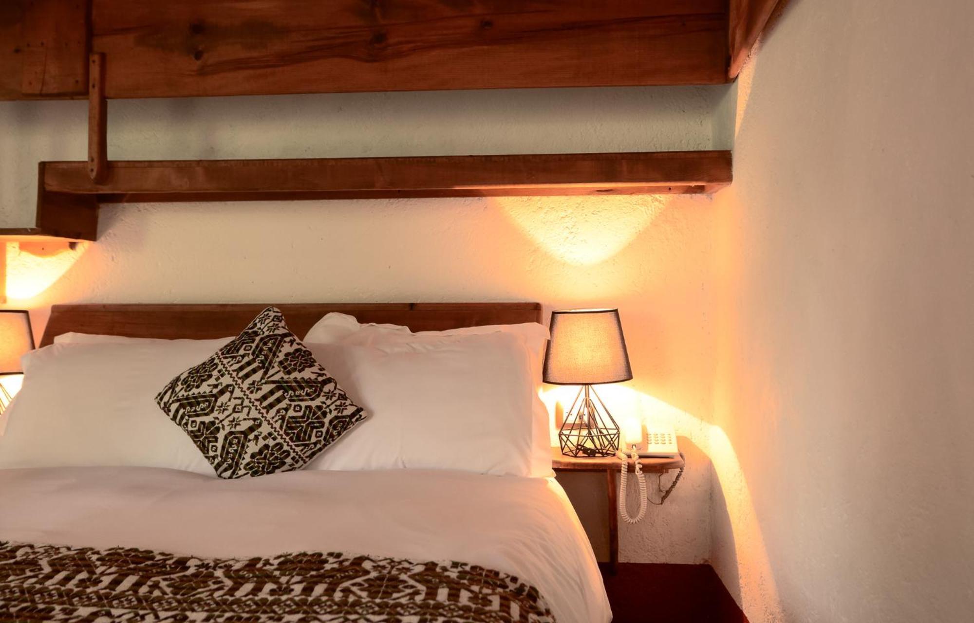 Meson De Leyendas Breakfast & Downtown Hotel Valle de Bravo