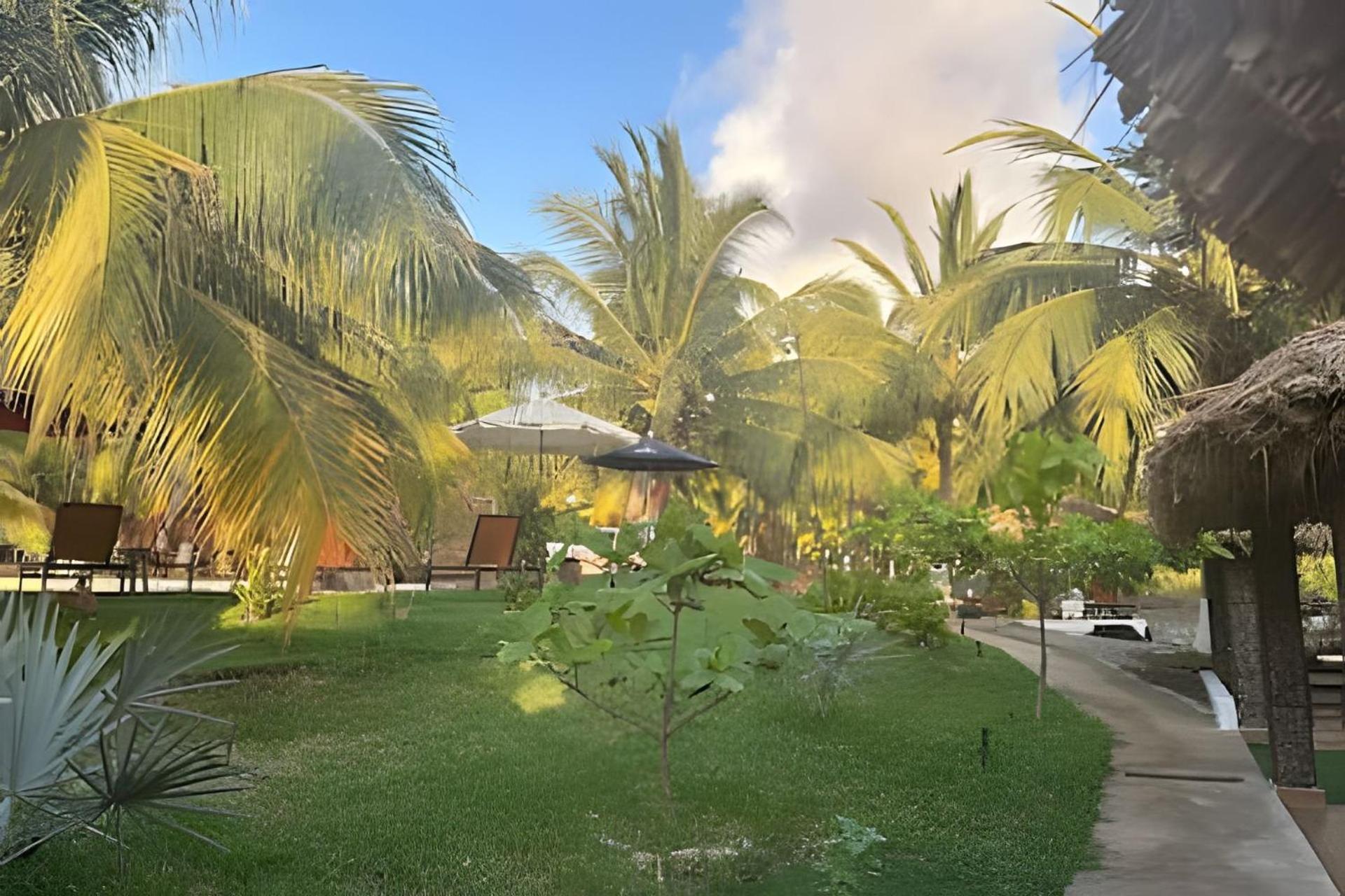 Casa Palmas Playa La Saladita Resort