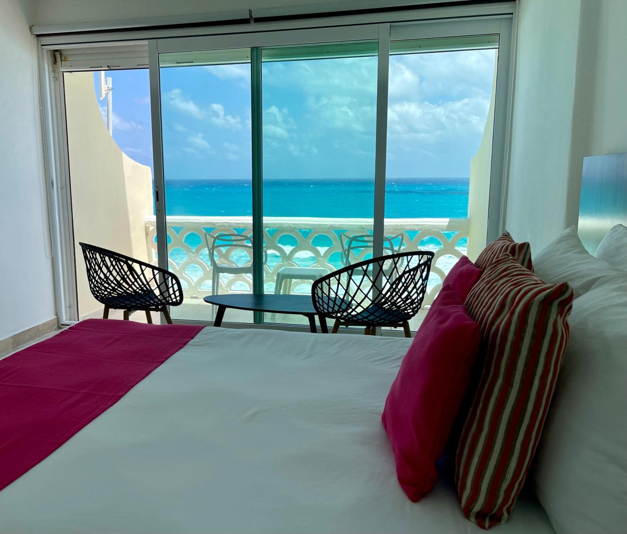 And Ocean Front Apartment *
