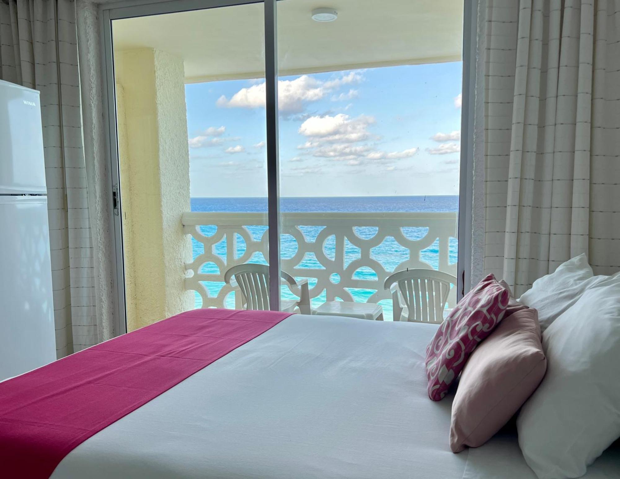 And Ocean Front Apartment Cancun