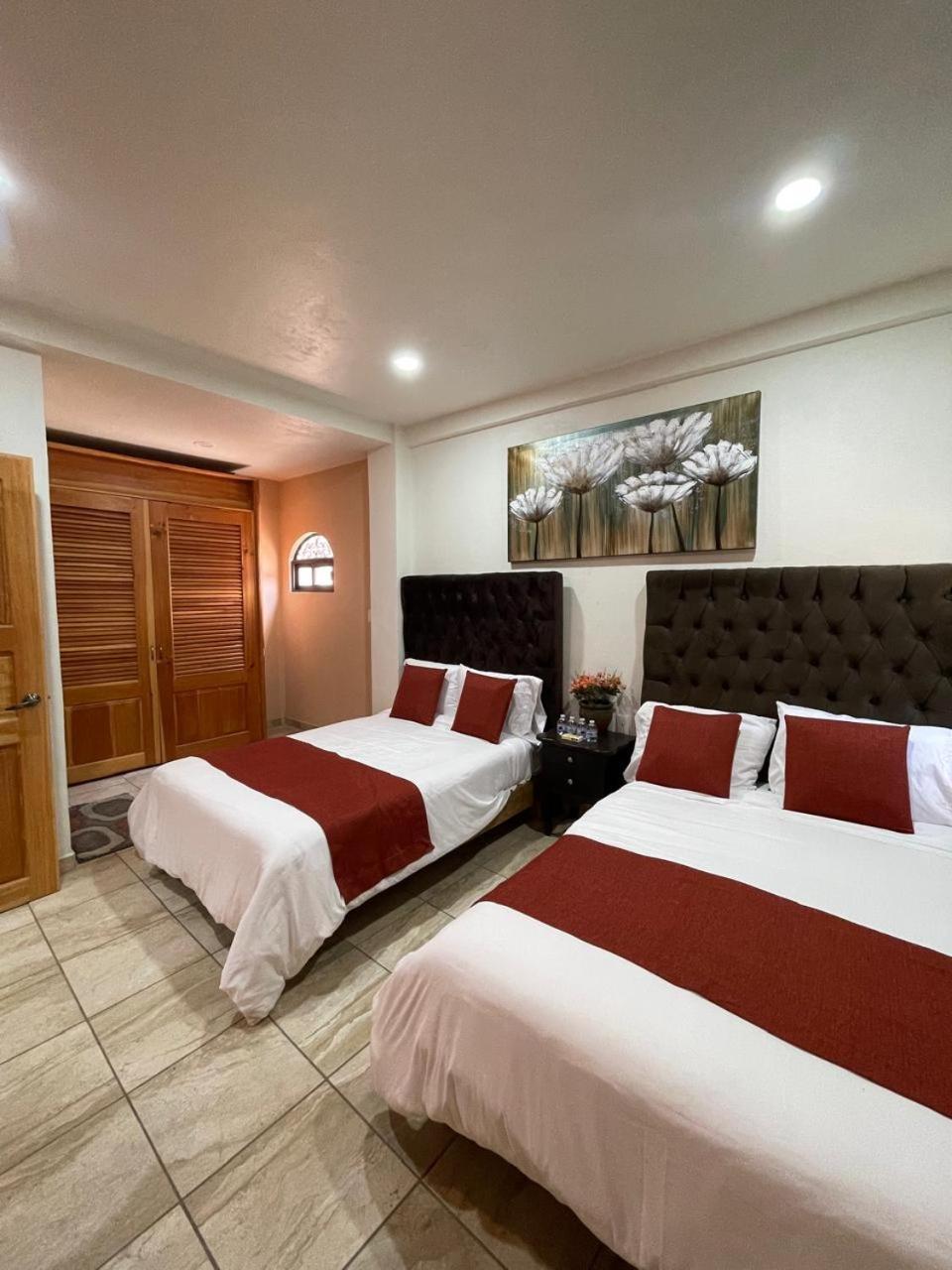 Hotel & Balneario Angeles