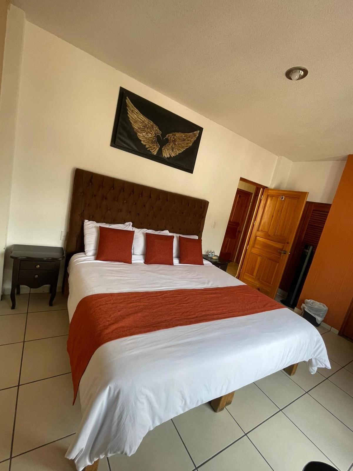 Hotel & Balneario Angeles