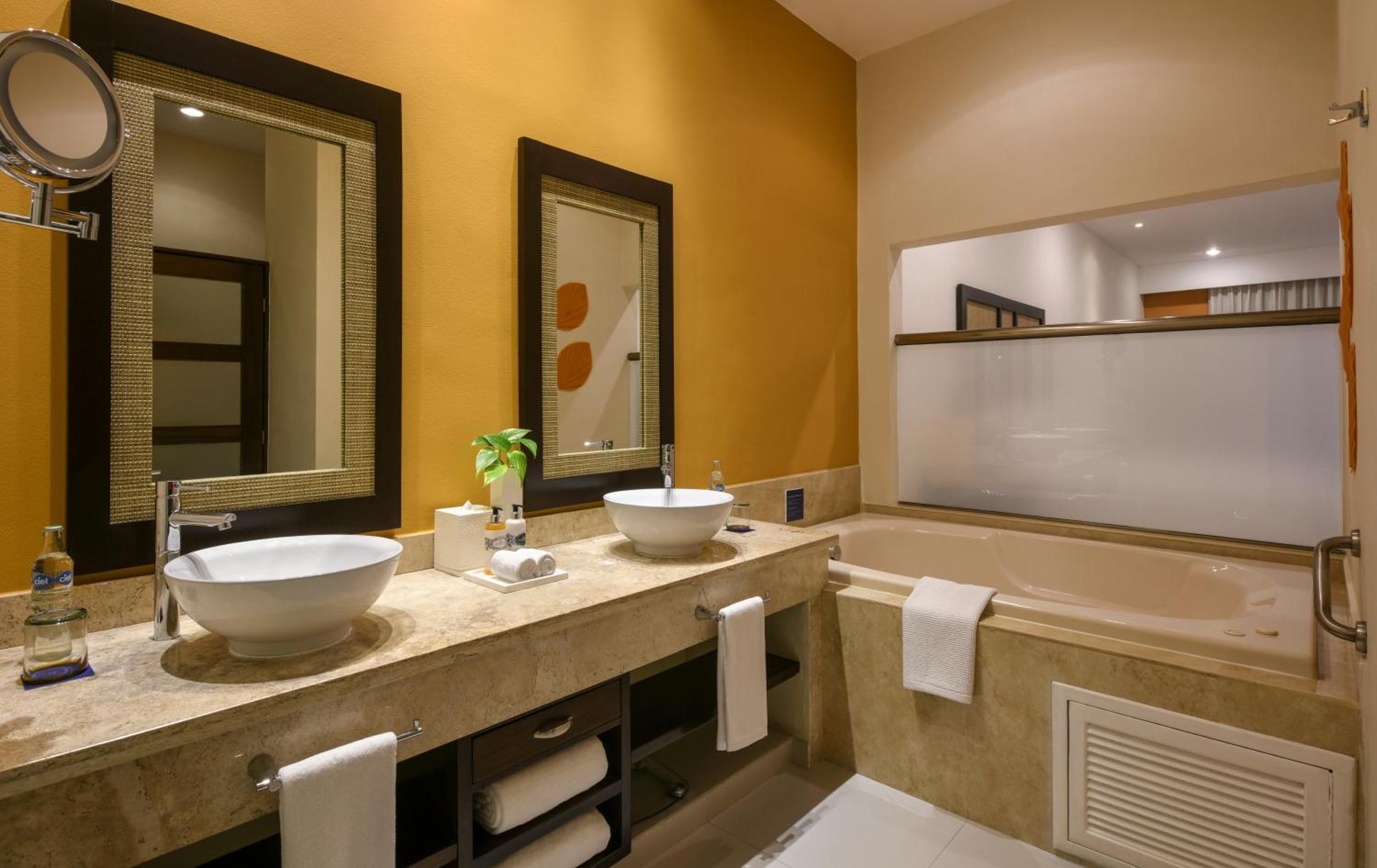 El Dorado Seaside Palms, Catamaran, Cenote & Inclusive (adults Only) Resort Xpu Ha