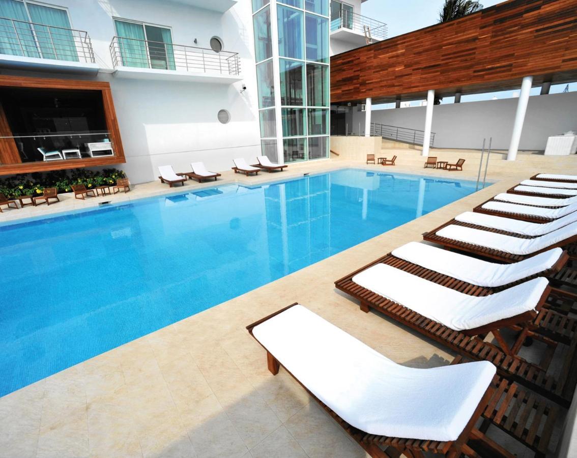 Hotel Emporio
