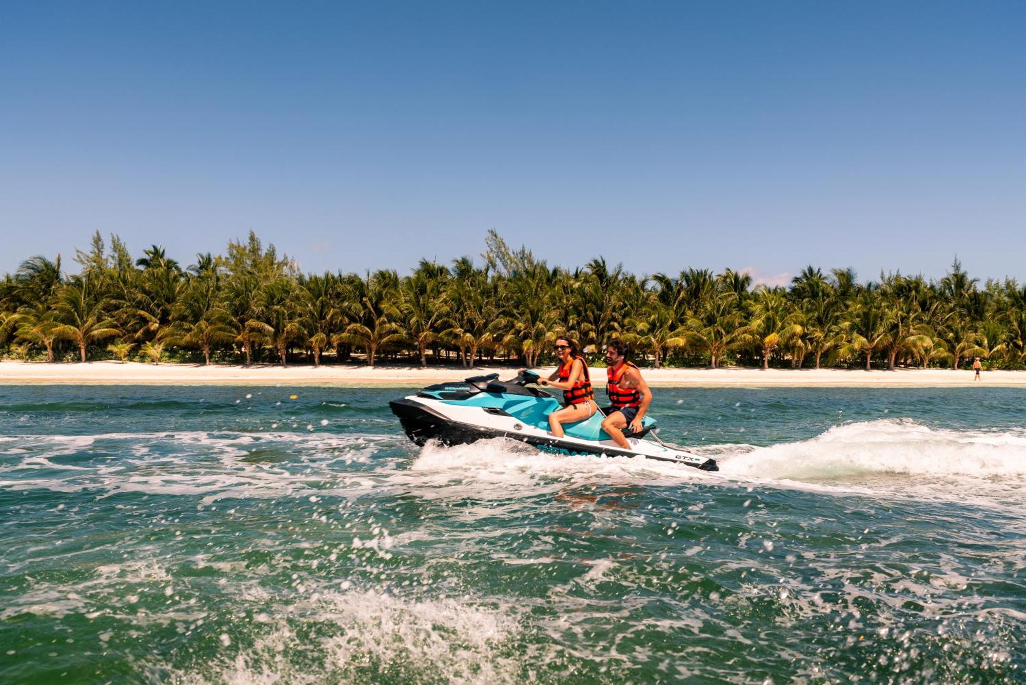 Generations Riviera Maya Family Catamaran, Water Park & Inclusive Puerto Morelos
