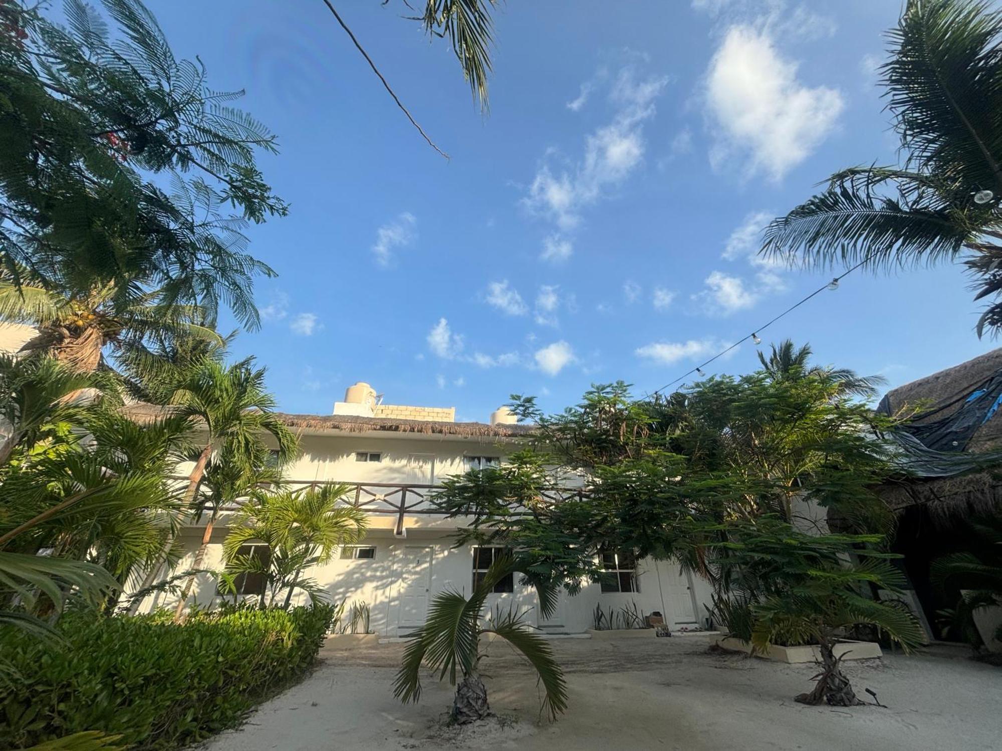 La Diosa Kali Front Hotel 3*