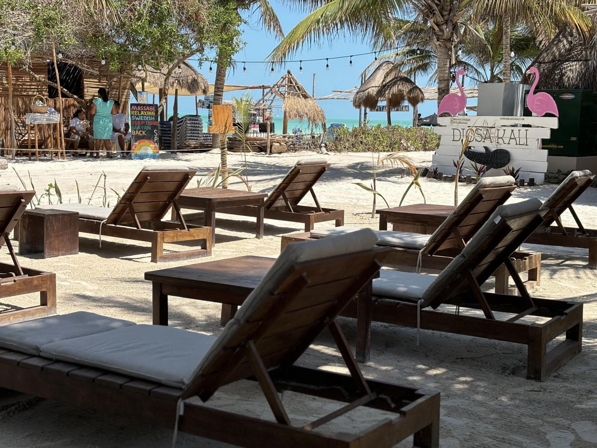 La Diosa Kali Front 3* Isla Holbox