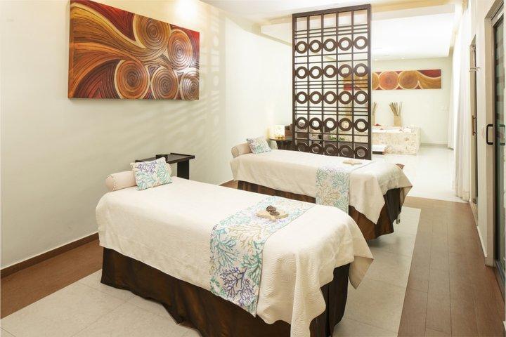 El Dorado Seaside Suites, Catamaran, Ecoturistic Ranch, & Inclusive - Adults Only Resort 5*