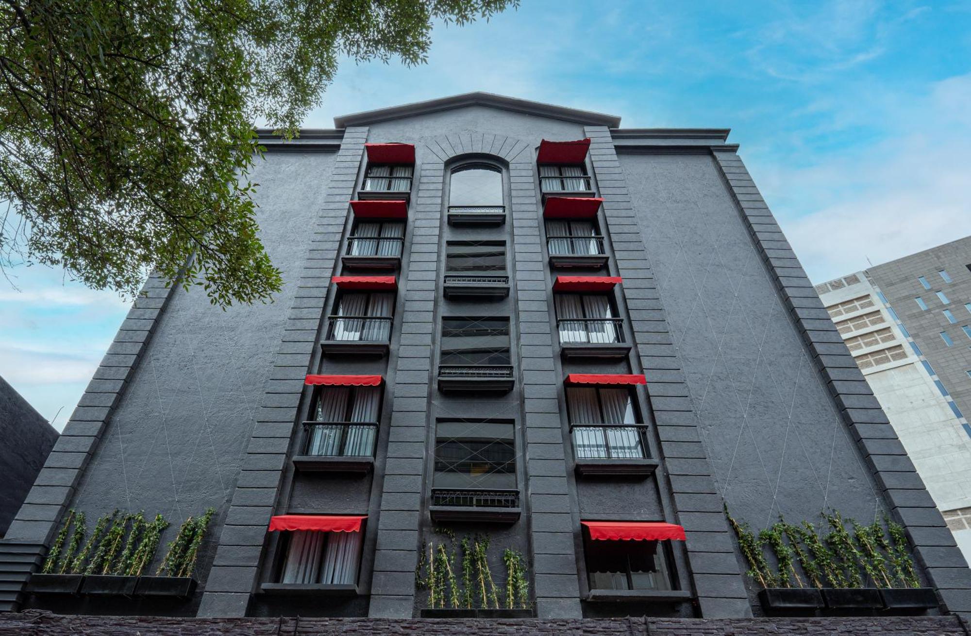 Hive By G Hotel