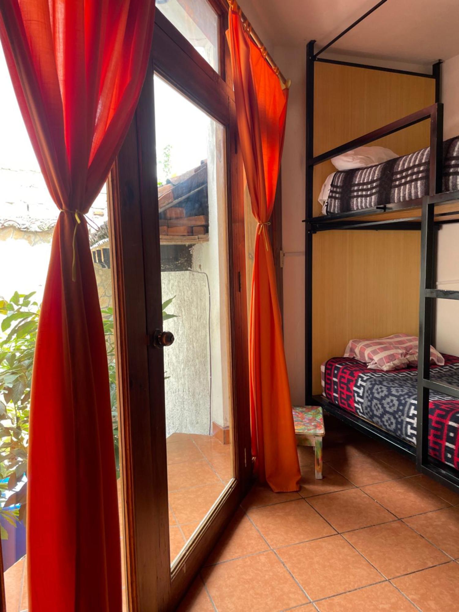 La Isla Hostel