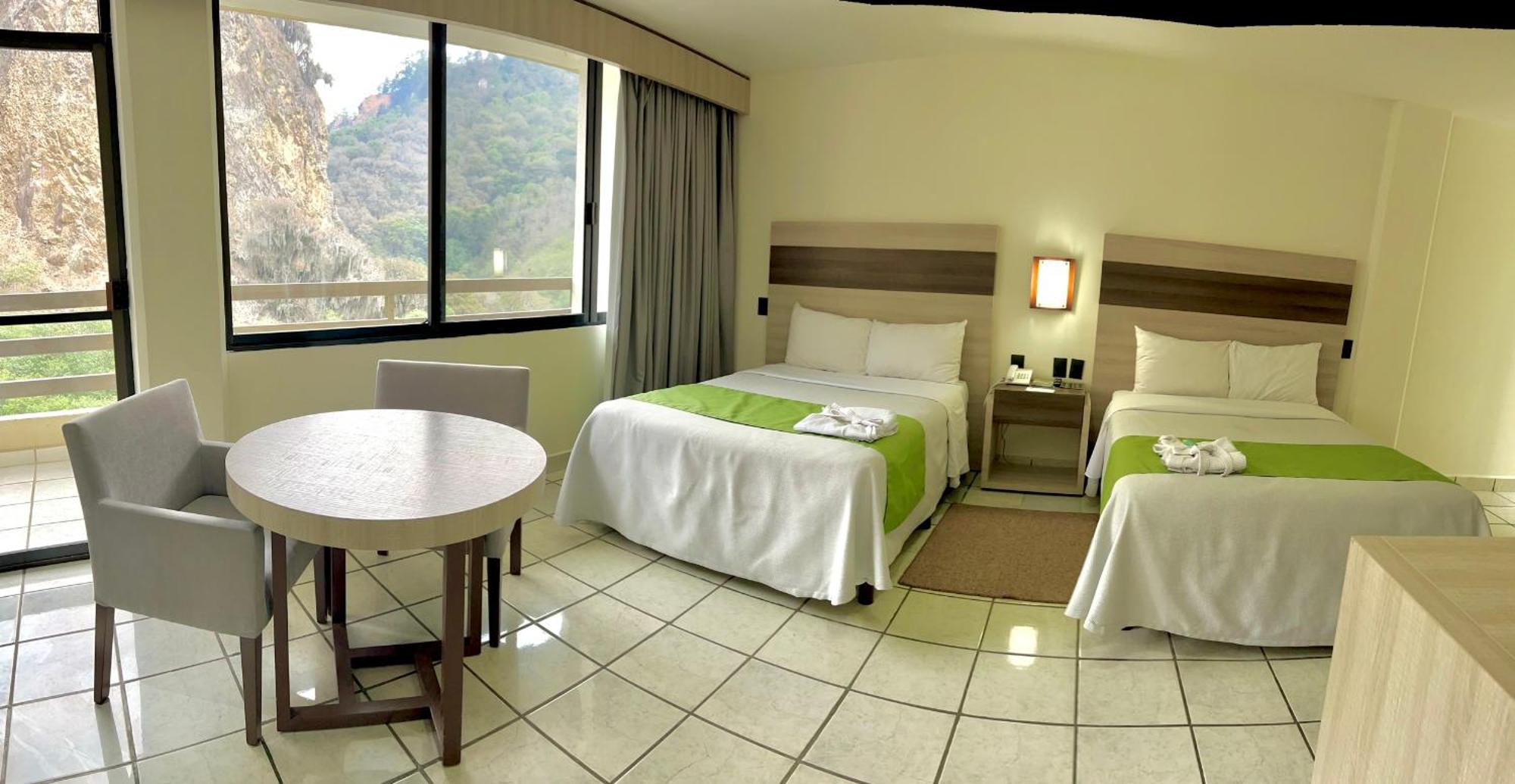 Y Aguas Termales De 5*