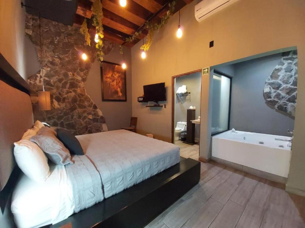Independencia Dos 7 Boutique Hotel Queretaro