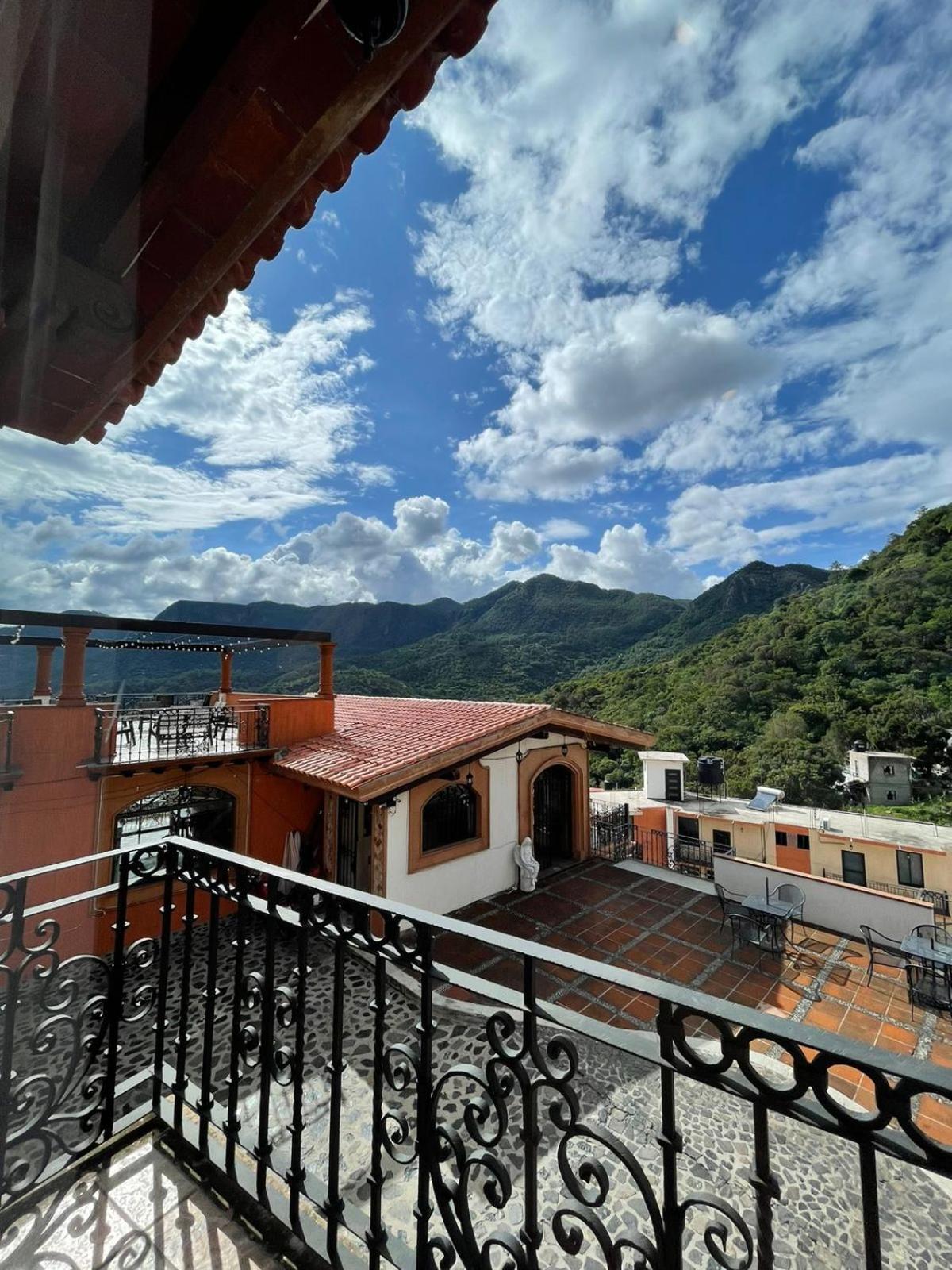& Balneario Angeles