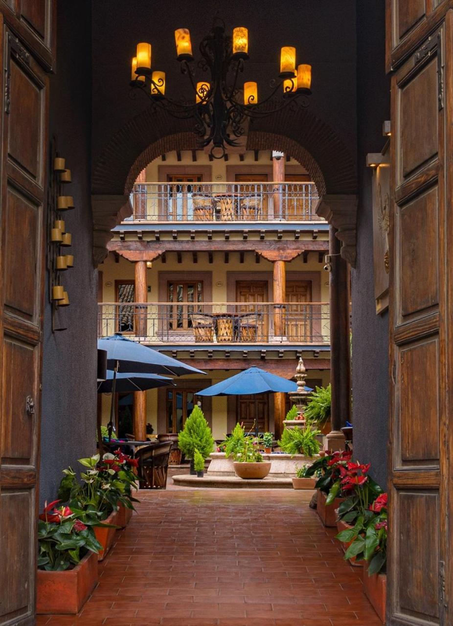 La Parroquia 4*