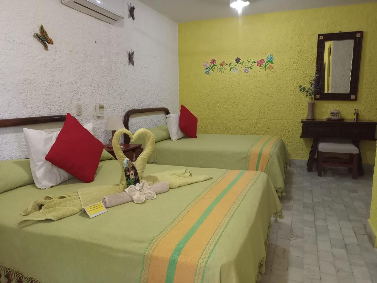 La Cabana Puerto Angel