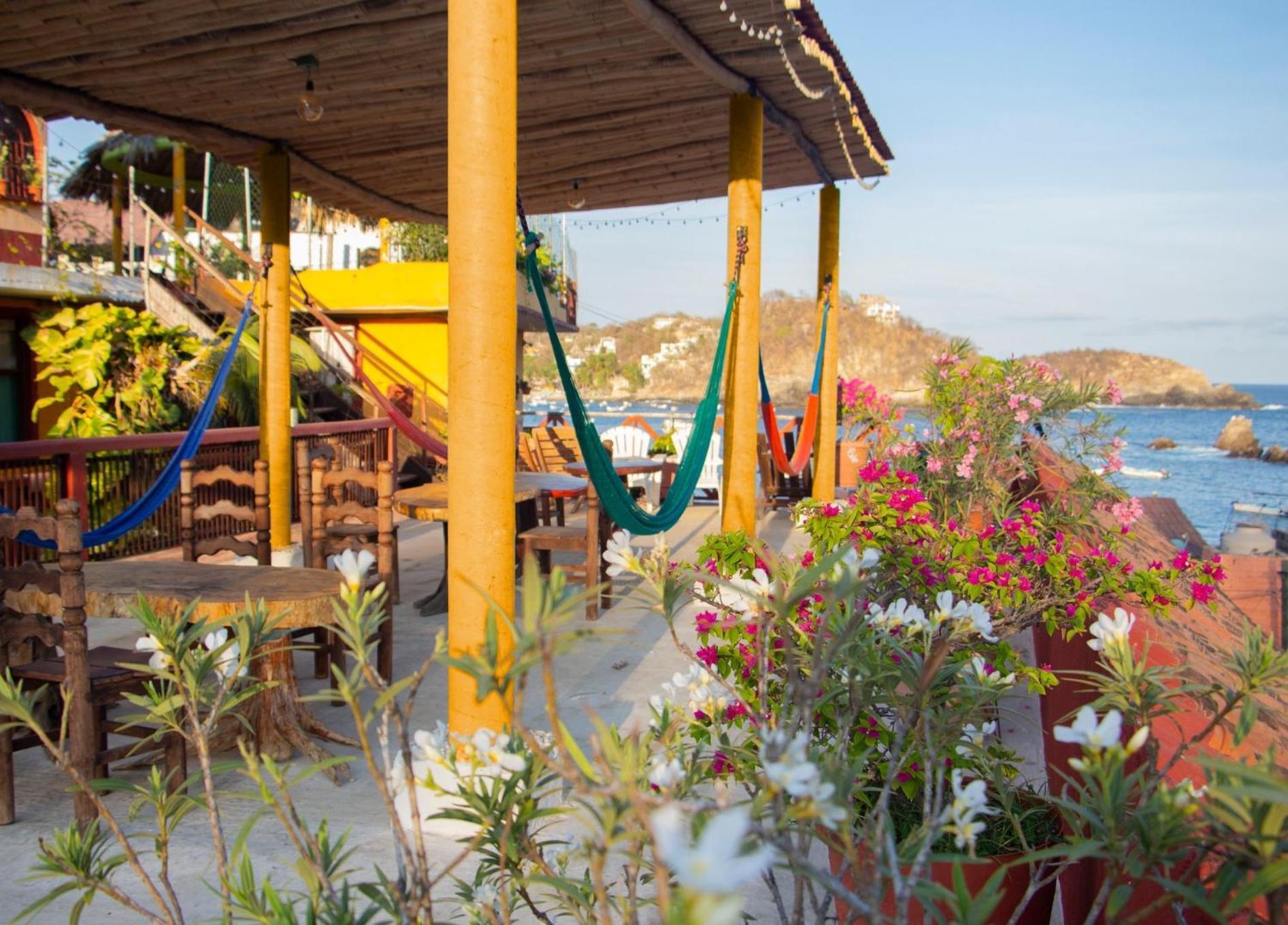 La Cabana Hotel