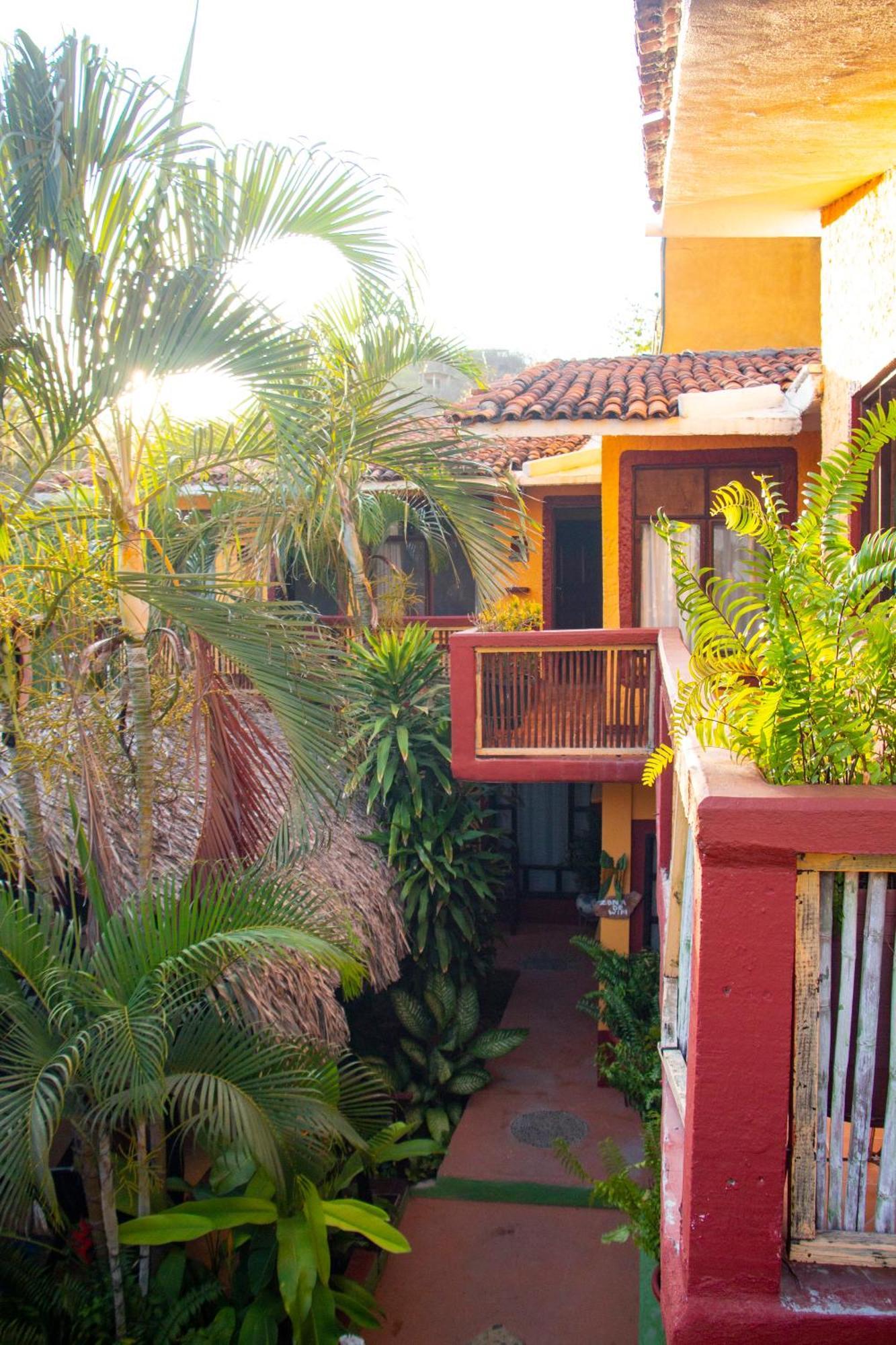 Hotel La Cabana Puerto Angel