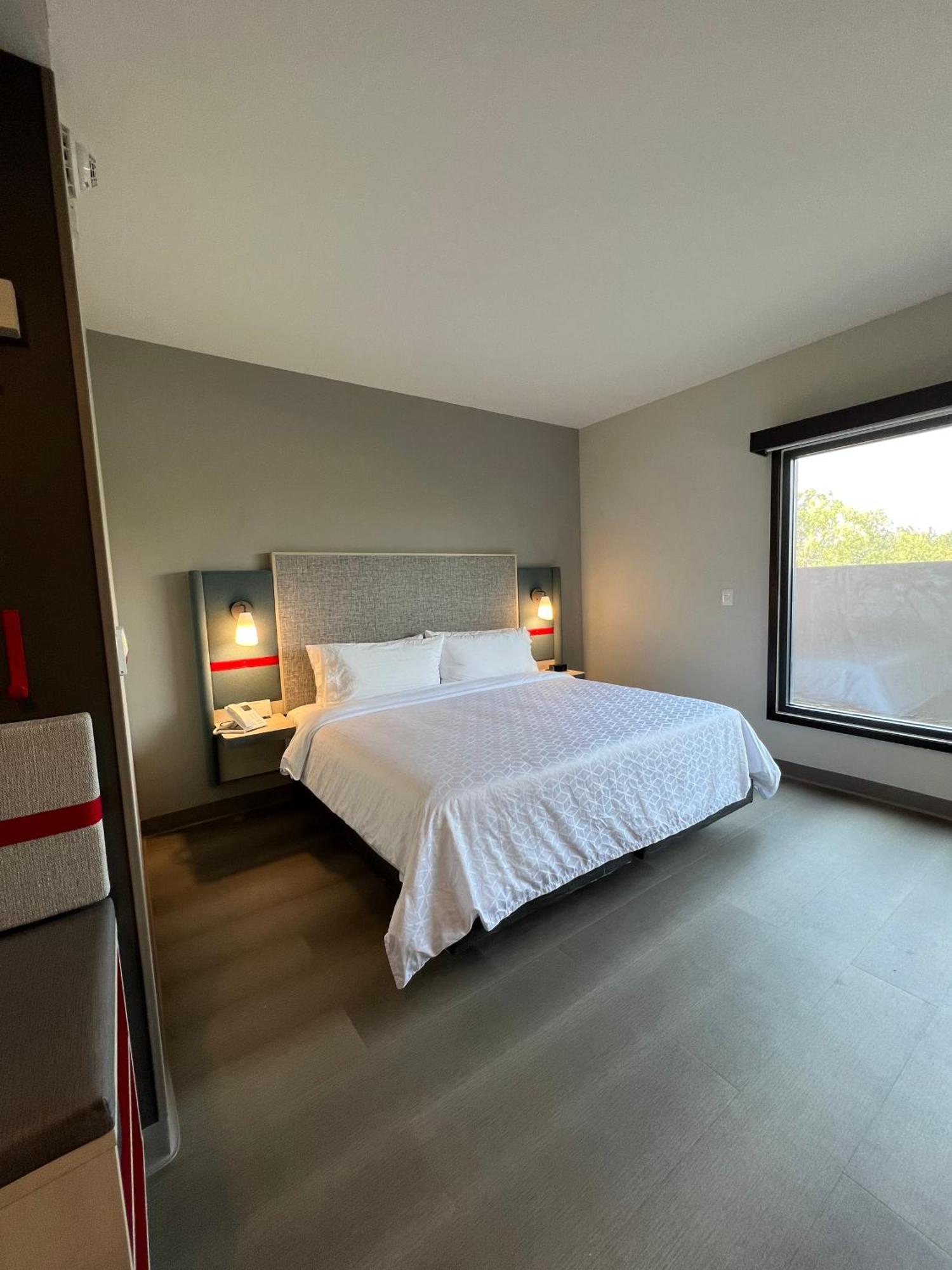 Hotel Avid - Guadalajara Av Vallarta Pte By Ihg 3*