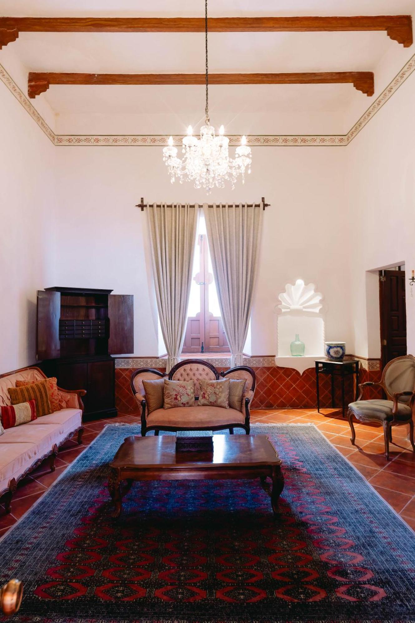 Hotel Hacienda La Cieneguita 5*