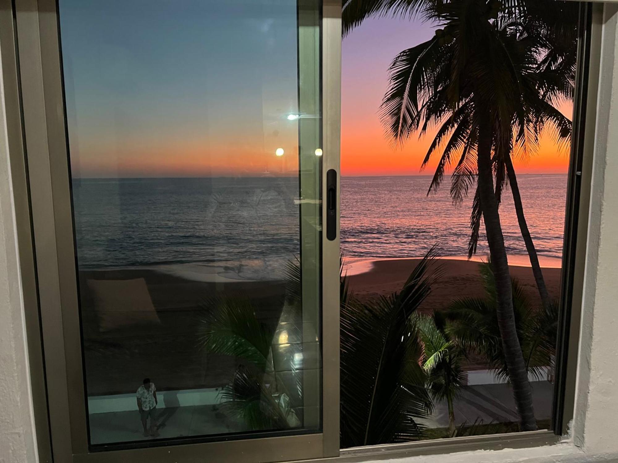 Bonito Departamento A Pie De Playa En Apartment