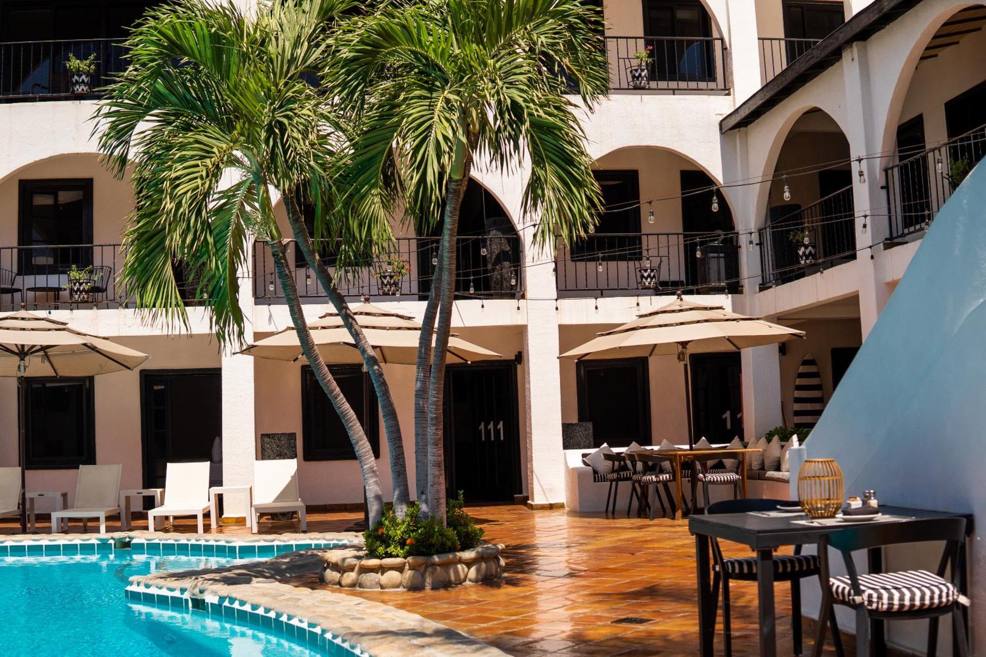 Hotel La Marina 4*