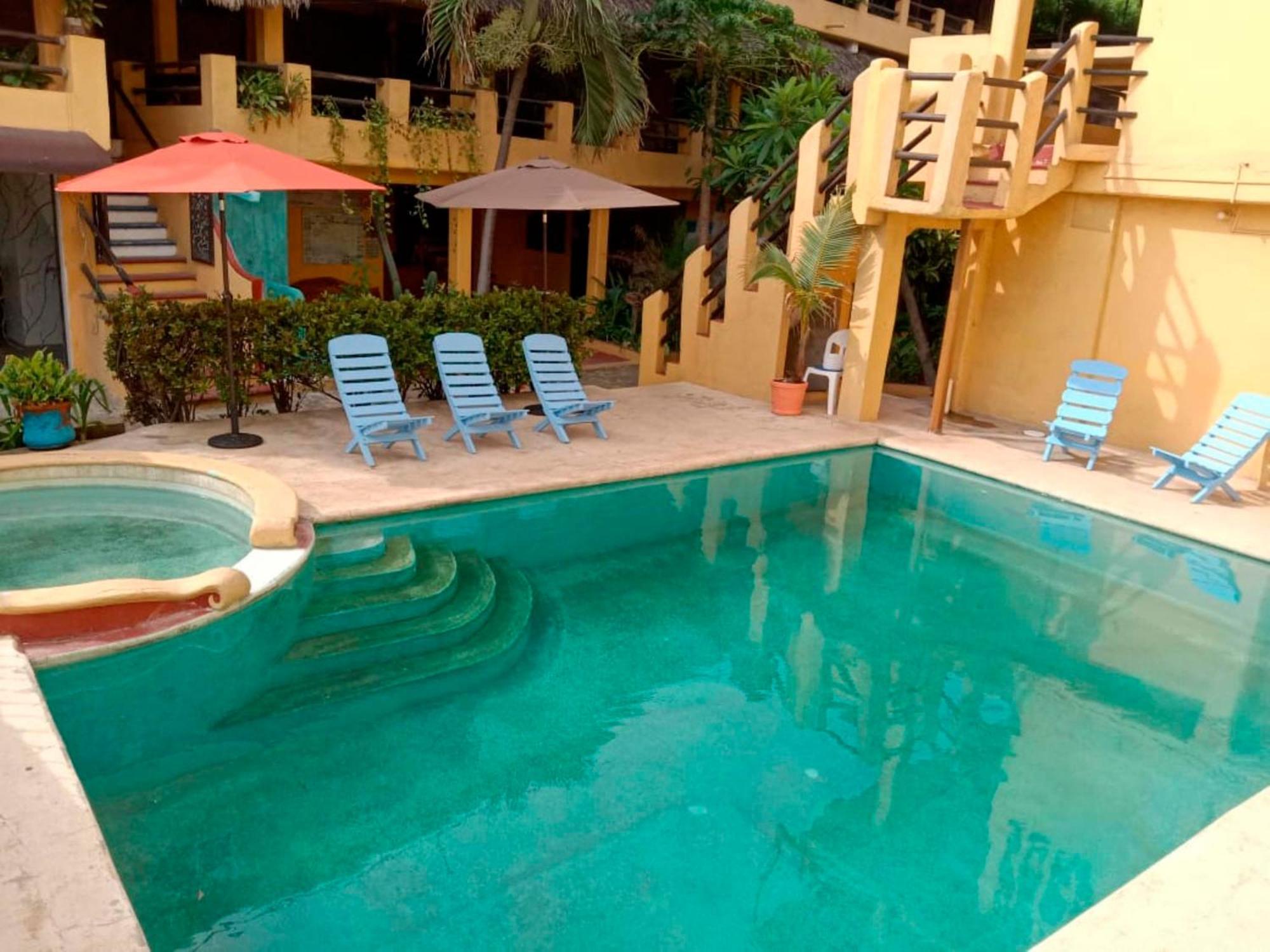 Papaya Surf Hotel 3*