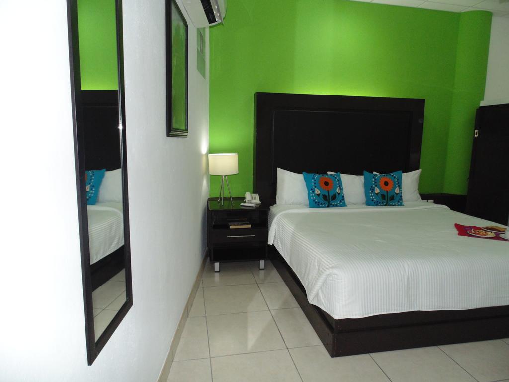 Chiapas Express, Hotel Tuxtla Gutierrez