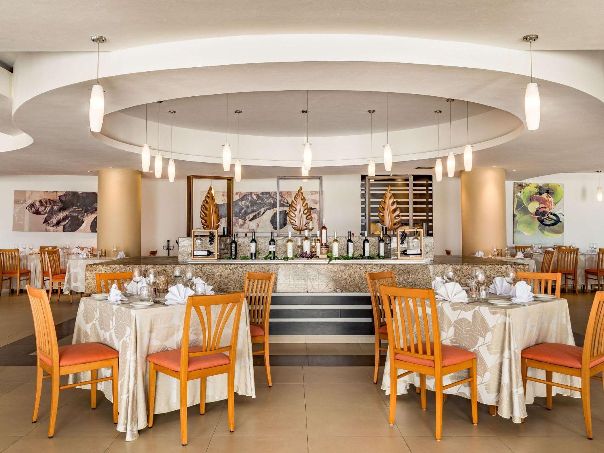 Marival Emotions Resort & Suites Riviera Nayarit By Mercure Resort