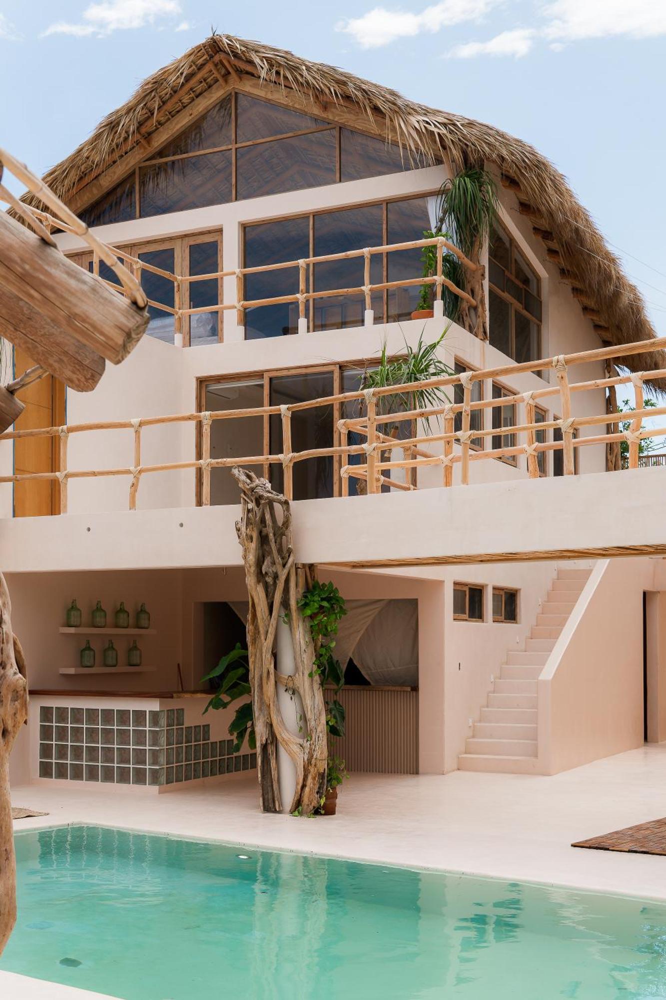 Guest house Xeno