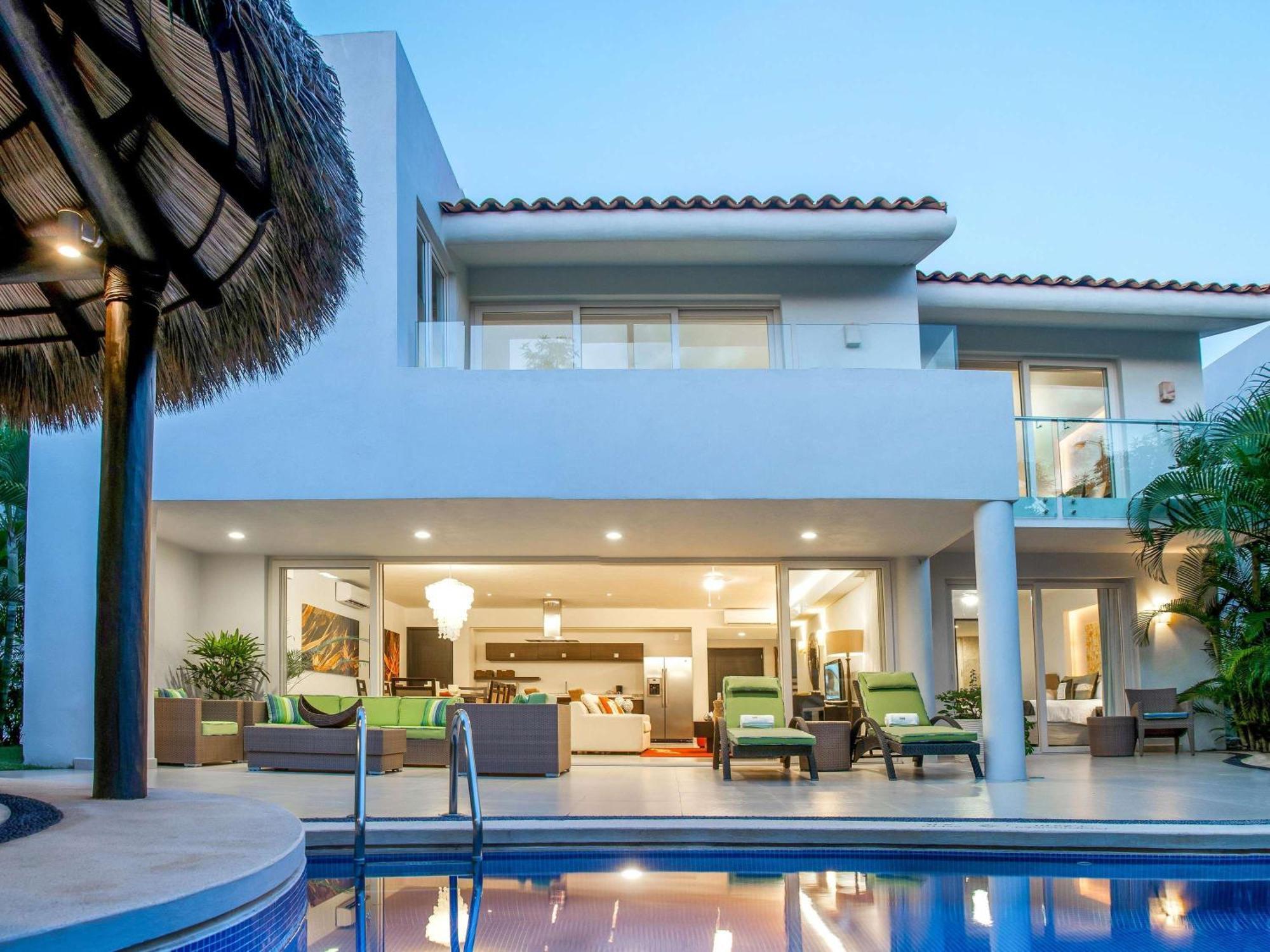 Marival Distinct Residences & - Handwritten Collection