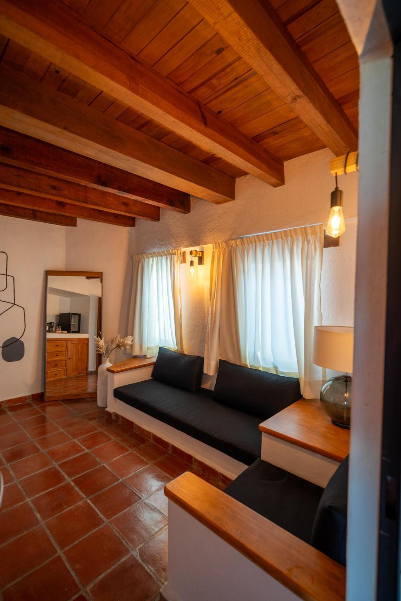 Hanna Boutique 5*