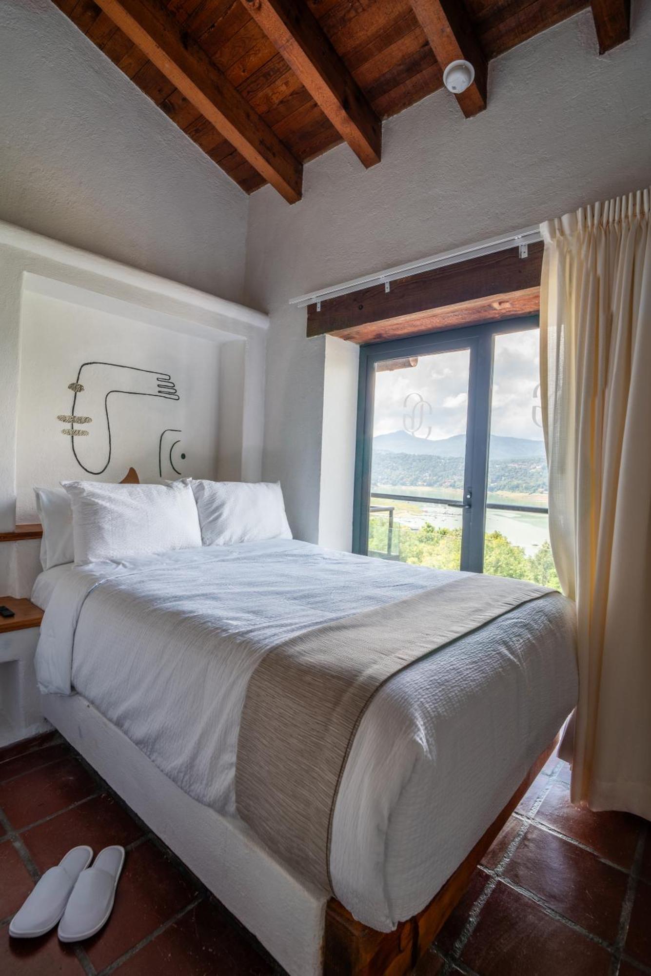 Hanna Boutique Hotel 5*