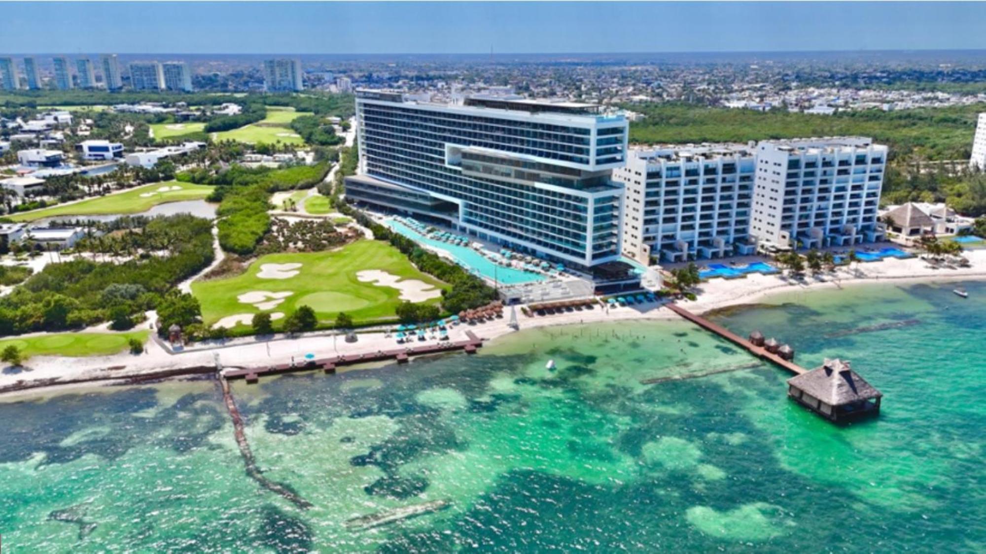 Dreams Vista Golf & Cancun