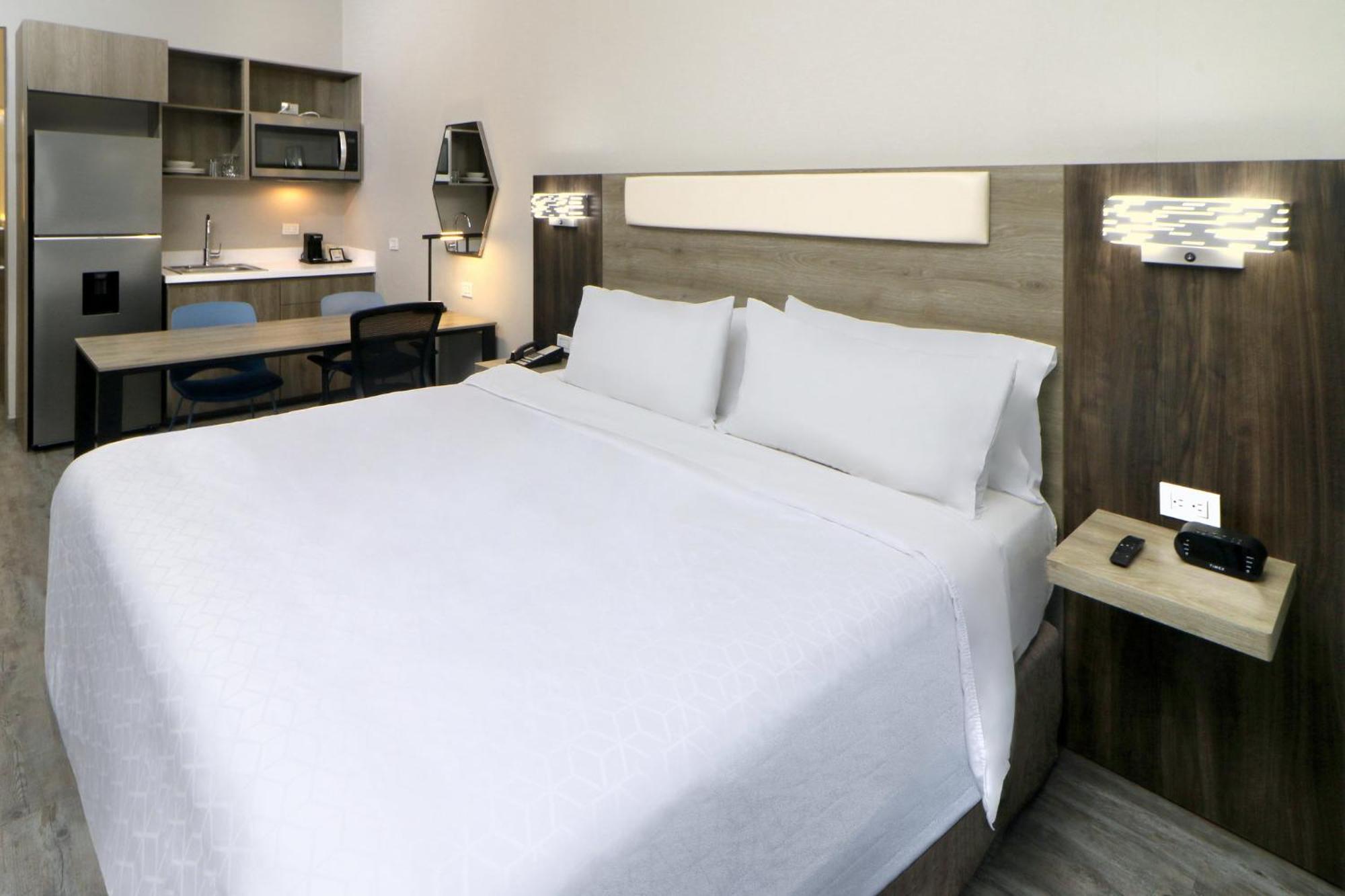 Express By Ihg Hotel
