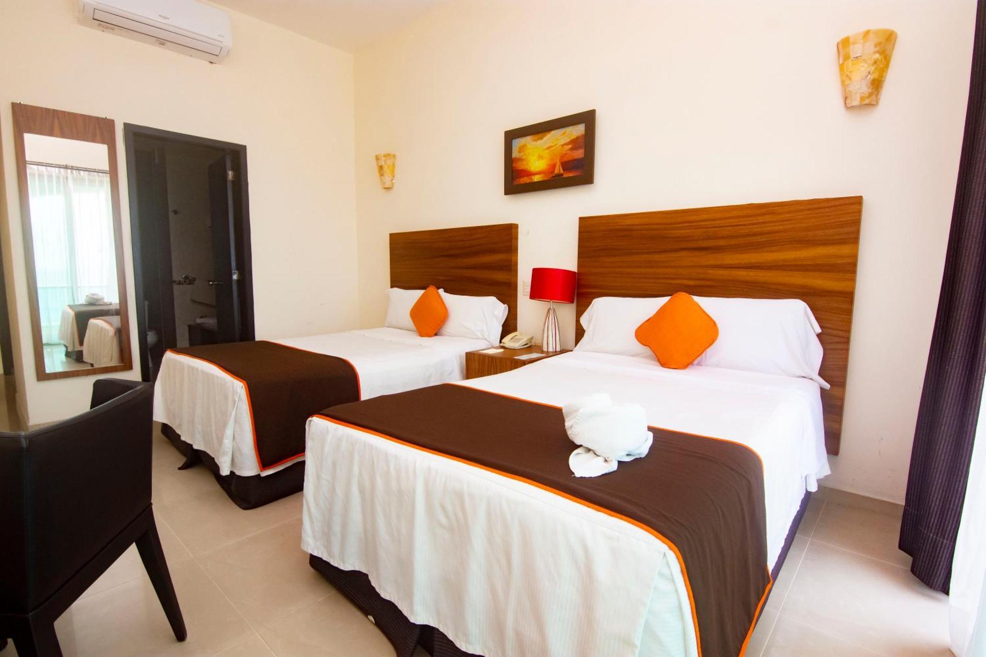 Hotel Playa Caracol &