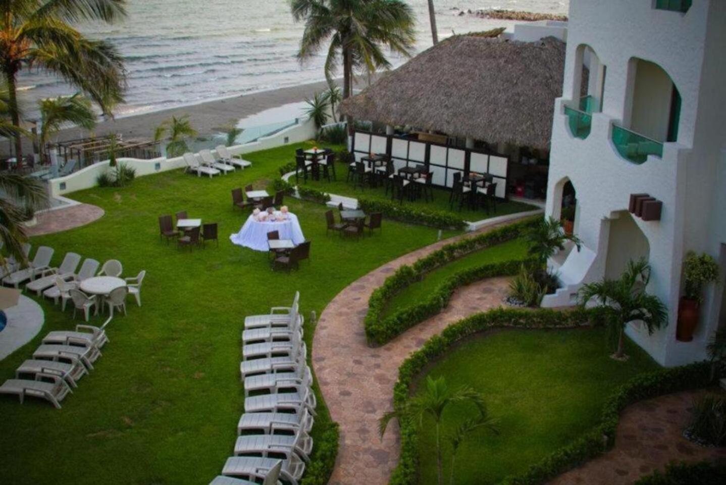 Hotel Playa Caracol & 4*