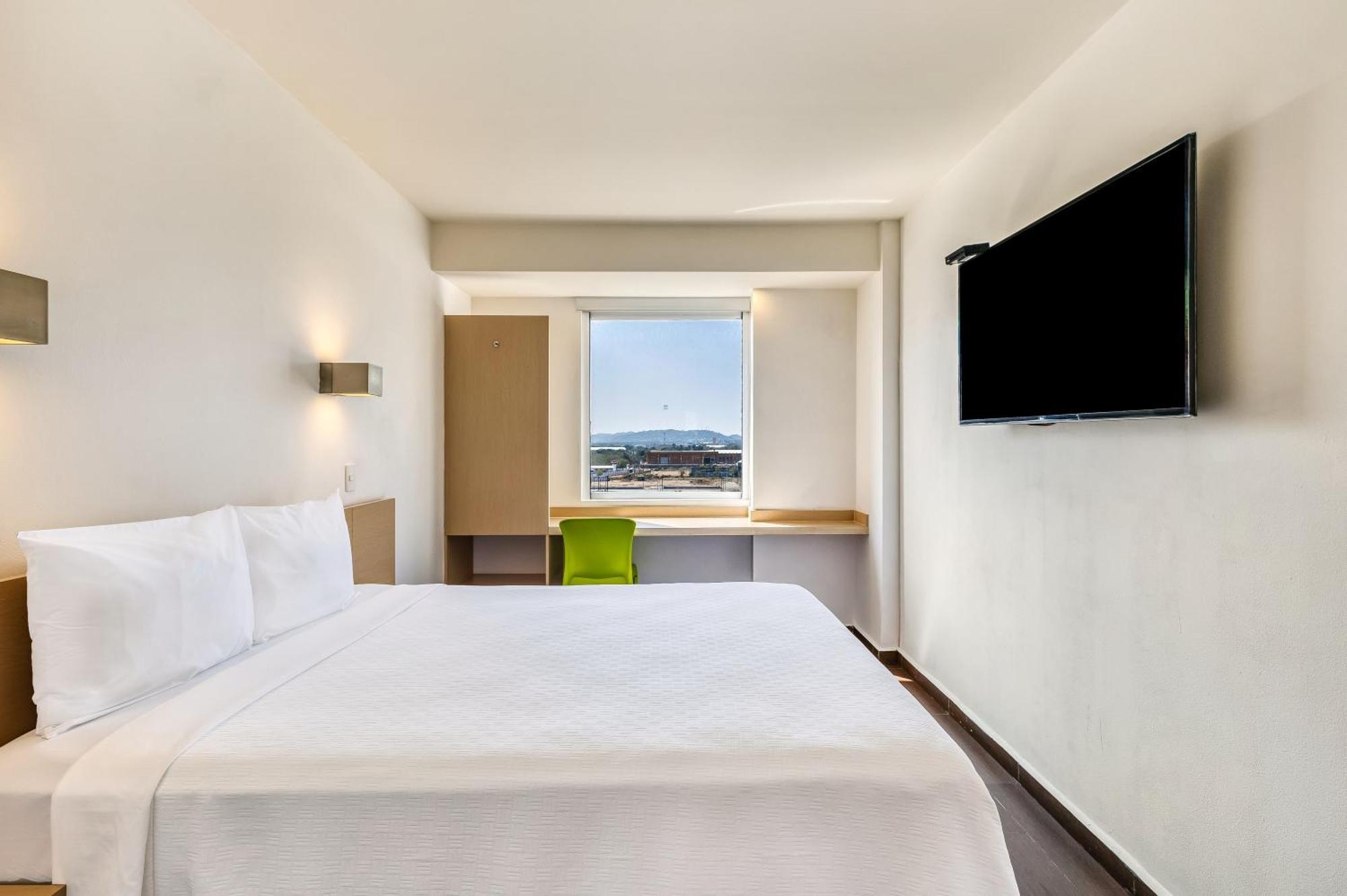 One 3* Salina Cruz