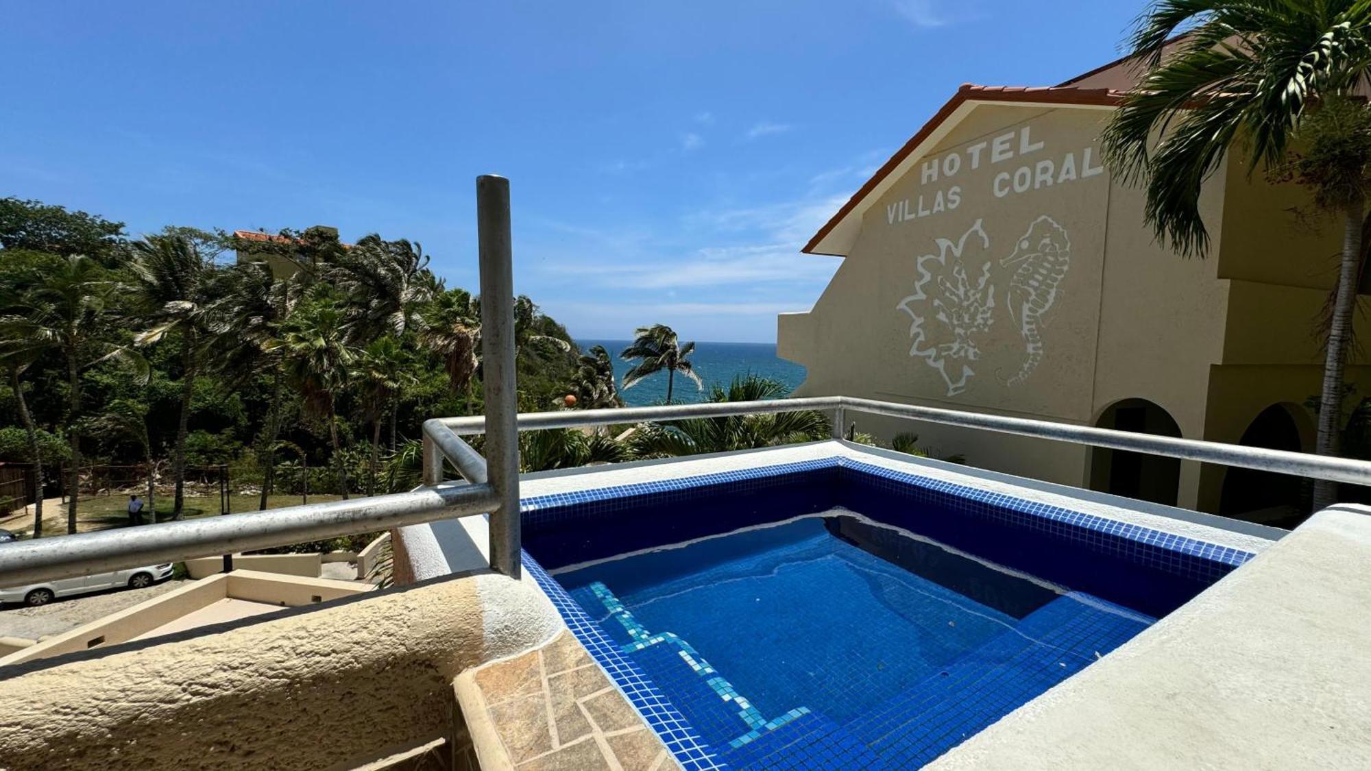 Hotel Coral Huatulco 4*