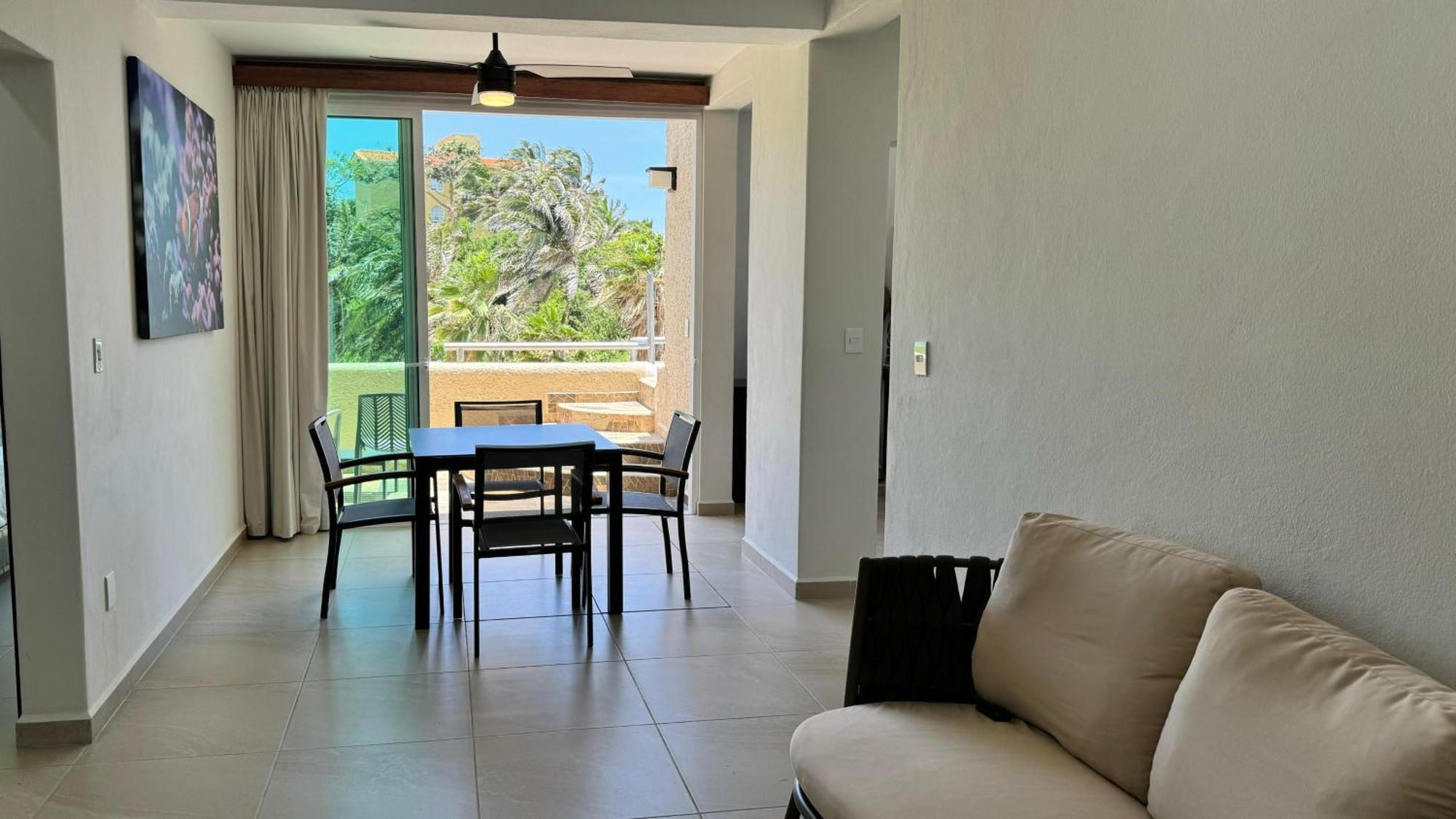 Coral Huatulco Hotel 4*
